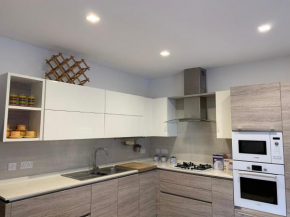 Marble Arch Apt - St Julians